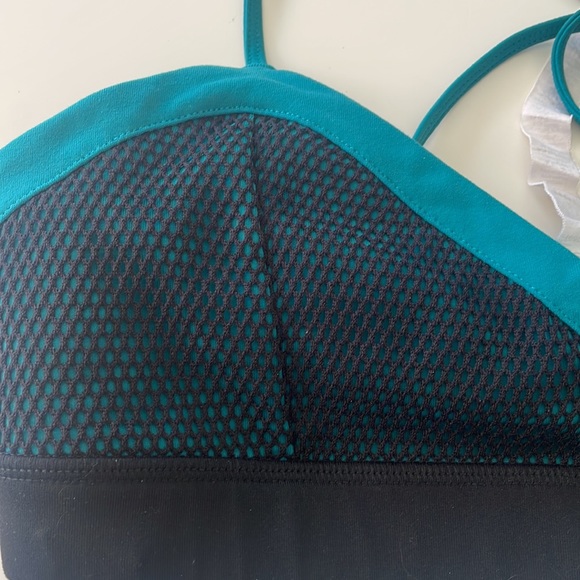 ALO Yoga Petal Two-Tone Sports Bra in Deep Teal - Picture 5 of 5